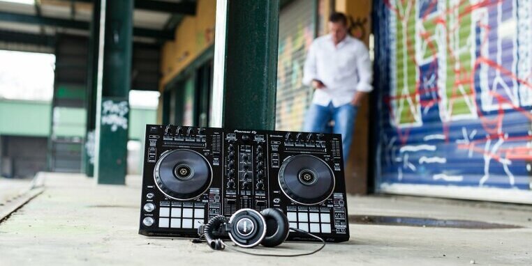 Preise Hochzeits DJ: Was darf ein professioneller Hochzeits-DJ kosten?